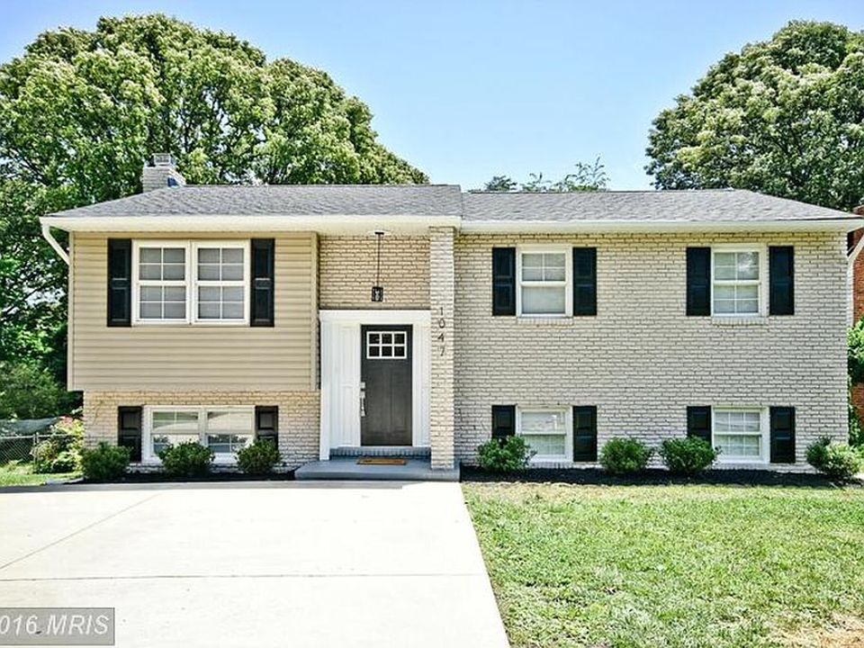 1st image of 1047 Saint Margarets Dr