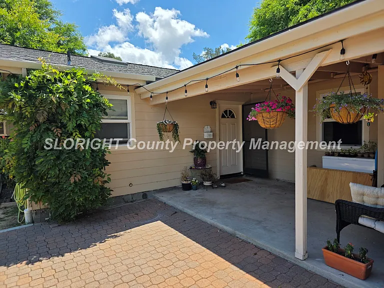 4810 Estrada Ave — Photo 1