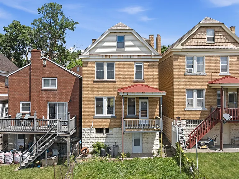 135 Saint Joseph St — Photo 2