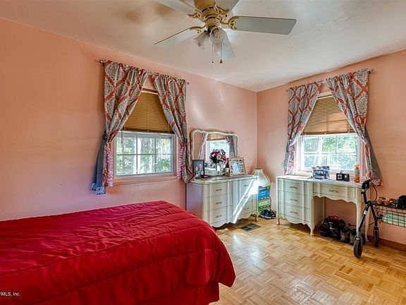 4th image of 158 Bonita Dr