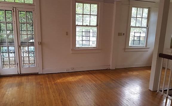 2nd image of 2737 Ursulines Ave