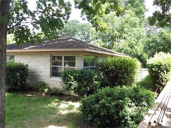3rd image of 603 Walnut Hill Dr