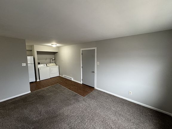 3rd image of 119 Park St #10