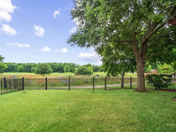 2933 Dog Leg Trl, McKinney, TX 75069