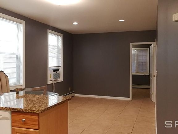 4th image of 9324 Fort Hamilton Pkwy #1