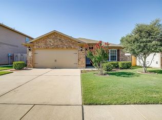 737 Lazy Crest Dr, Fort Worth, TX 76140