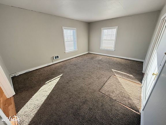 4th image of 115 N Naches Ave APT 205