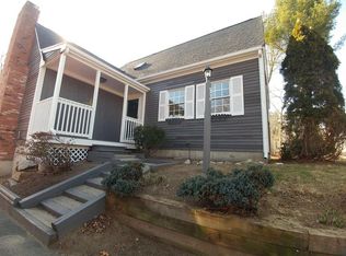 93 Main St, Hanson, MA 02341