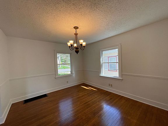 5th image of 1022 S Morgan St