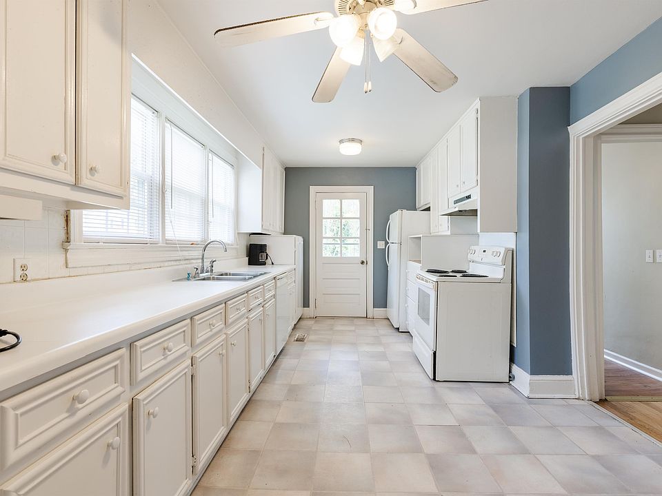 1st image of 119 Merrilat Ave