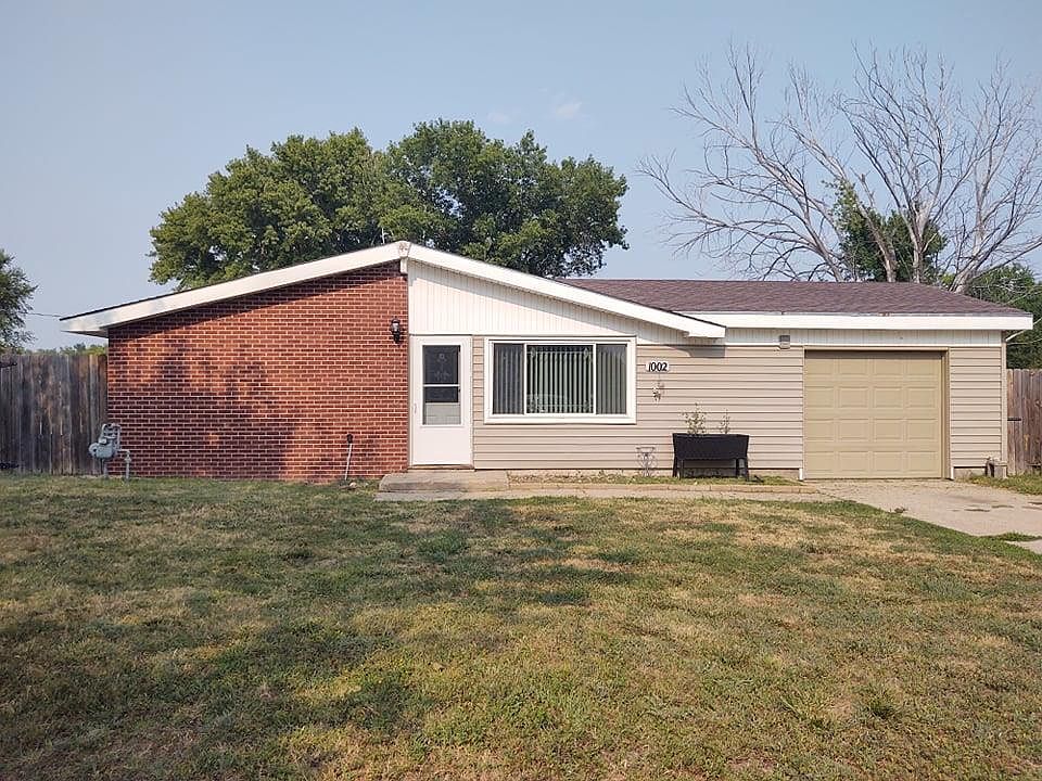 1st image of 1002 Noble Ct