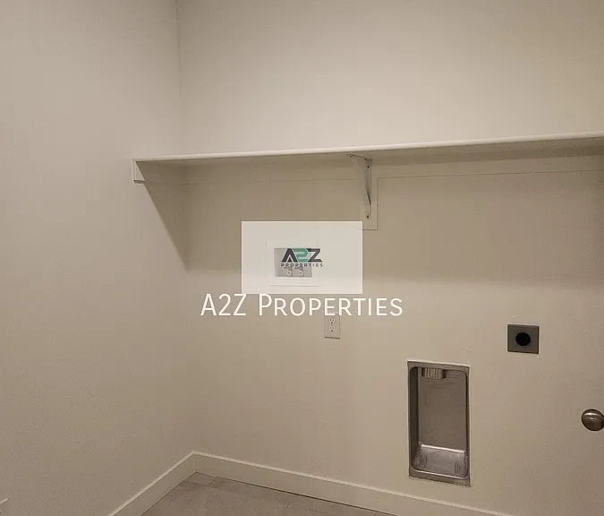 968 S 850 W — Photo 21