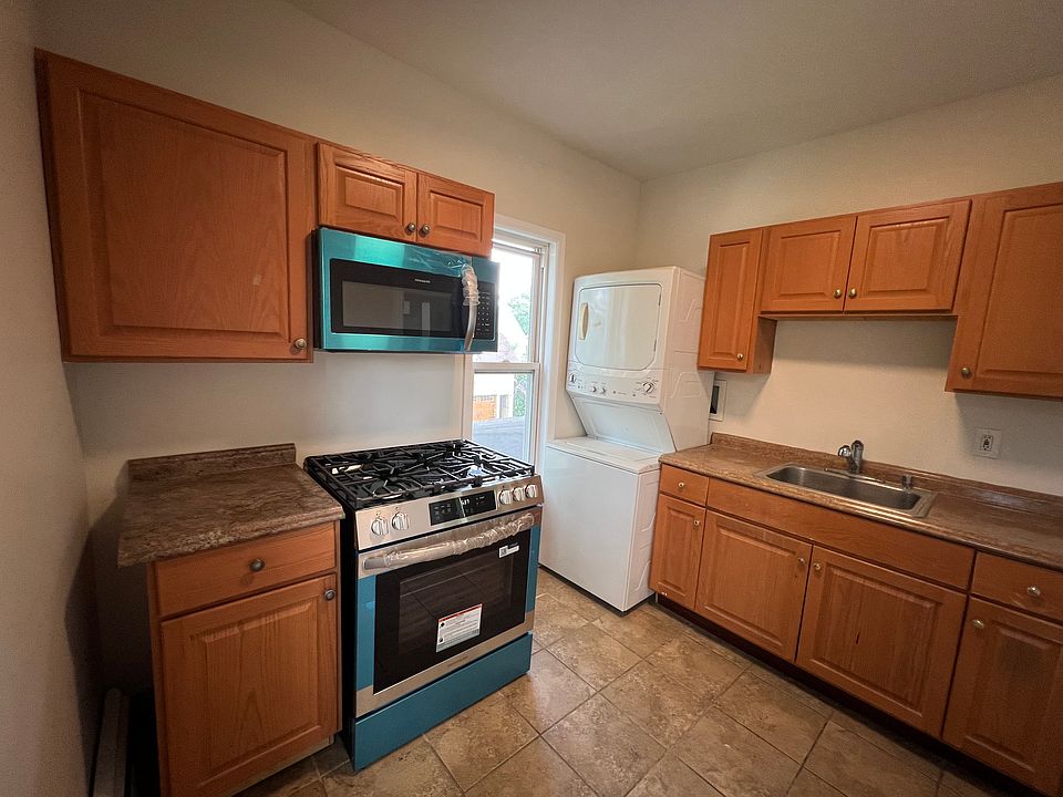 1st image of 139-141 Magnolia Ave #2
