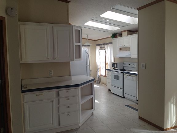 3rd image of 9103 Red Hawk Dr