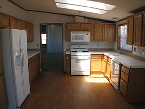 3rd image of 6464 Dillon Dr