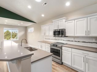 4485 SW Salmon Ave, Redmond, OR 97756