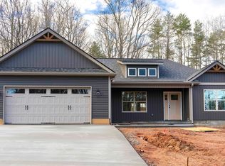 1027 Lakeview Cir, Greer, SC 29651