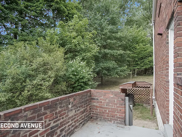 126 Milliken Ave — Photo 10