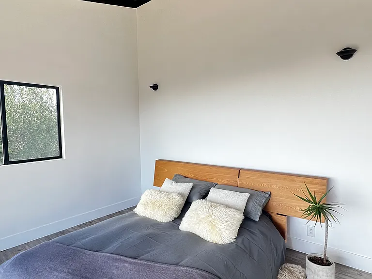 353 Mariposa Dr #H — Photo 17