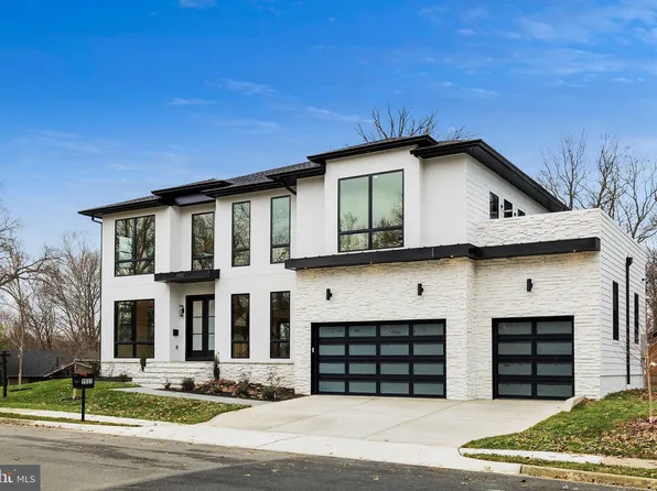 1932 Poole Ln, McLean, VA 22101