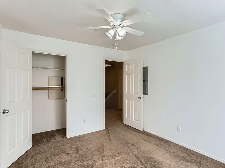 10175 NW Wilshire Ln — Photo 19