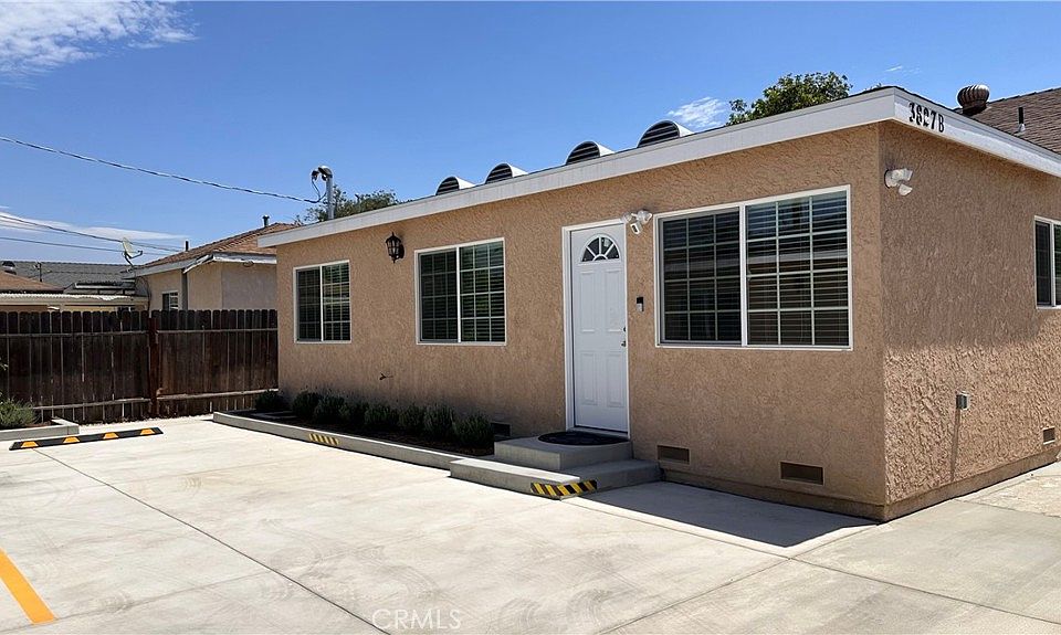 1st image of 3827 Esmeralda Ave #B