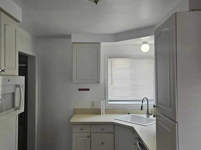 15593 Gaylord St — Photo 9