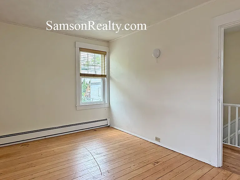 410 Thames St #2 — Photo 15