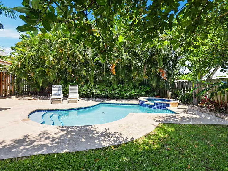 1222 SW 5th St — Photo 42