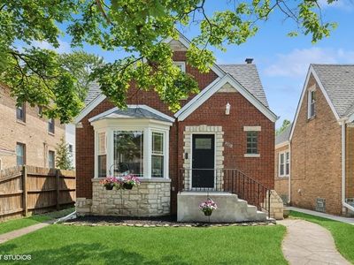 6109 N Karlov Ave, Chicago, IL, 60646