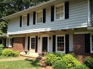 1252 Springdale Rd, Gainesville, GA 30501