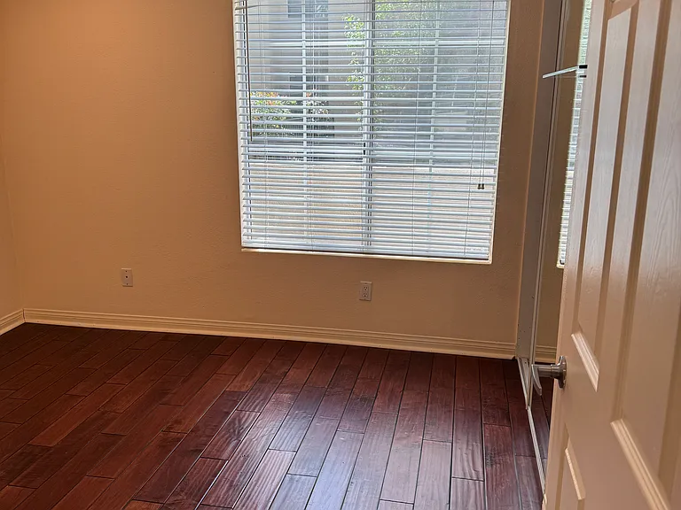 5510 Owensmouth Ave #123 — Photo 18