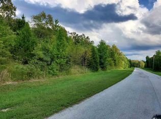 Vaughns Grove Rd, Trenton, TN 38382