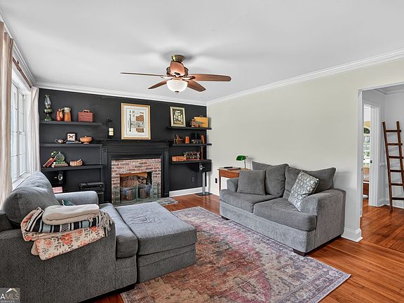 3rd image of 8641 Bowden St