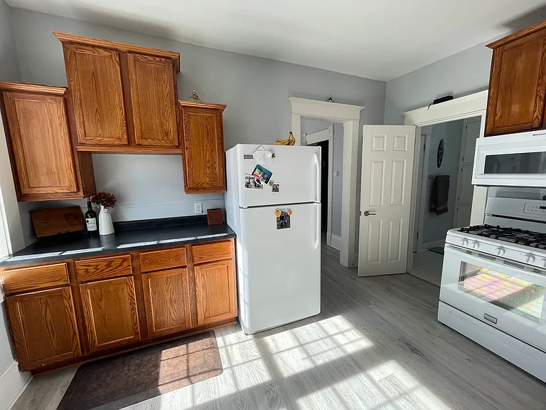 641 Fillmore St NE #1 — Photo 1