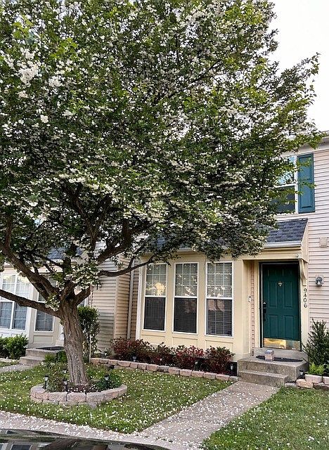 1st image of 9406 Robin Lee Ct