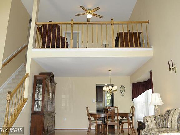 3rd image of 3028 Hughsmith Ct