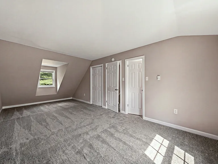 5617 Pembrook Dr — Photo 16