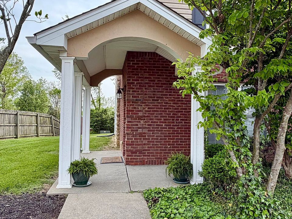1st image of 112 Leonardwood Dr Unit 401