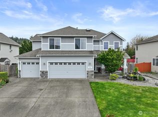 216 Johns St NE, Orting, WA 98360
