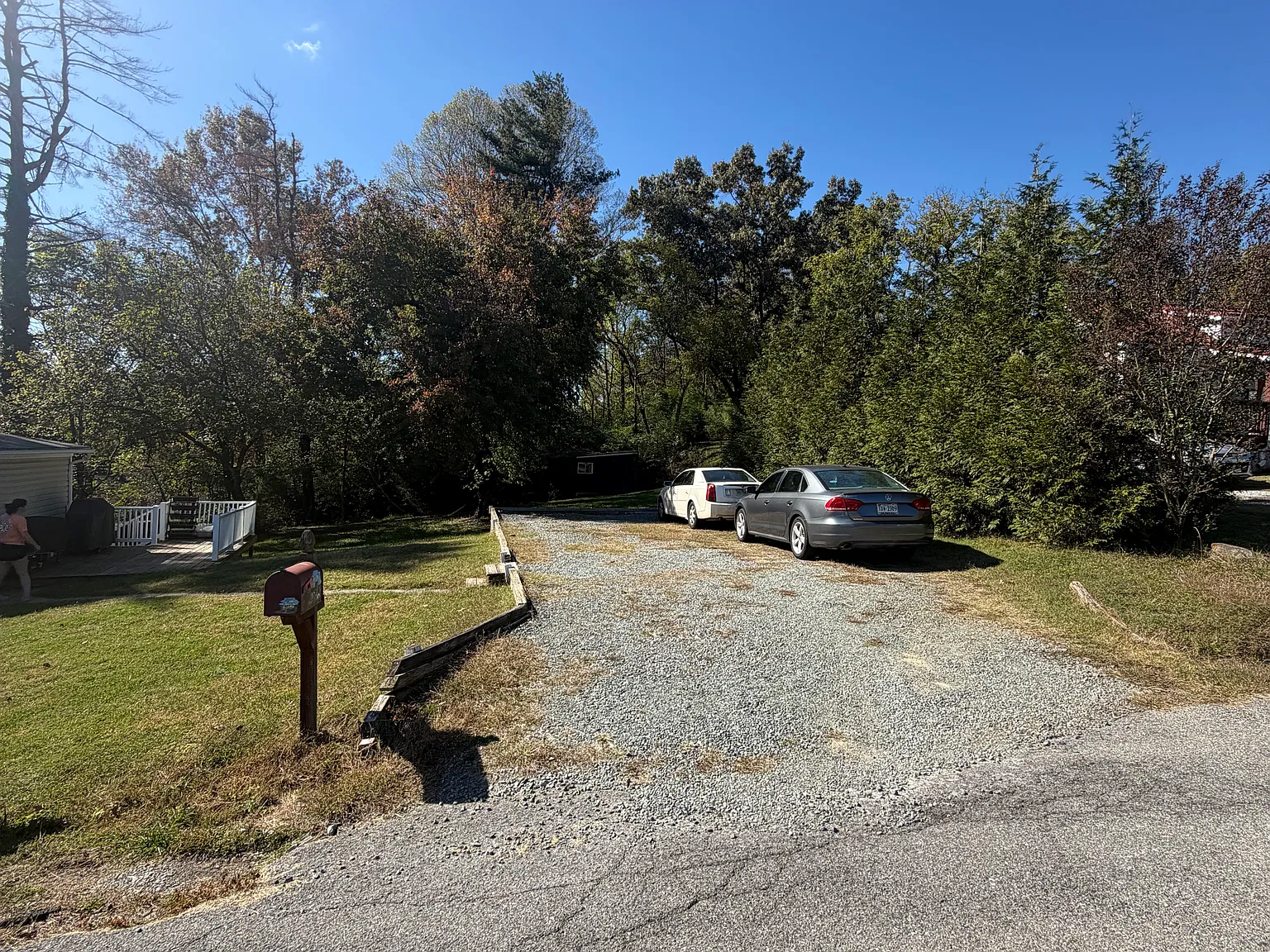 2 bed, 1000 sqft, $1,350 — Photo 3