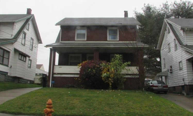 1st image of 228 N Maryland Ave