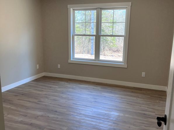 525 Sunrise Dr, Carlton, MN 55718