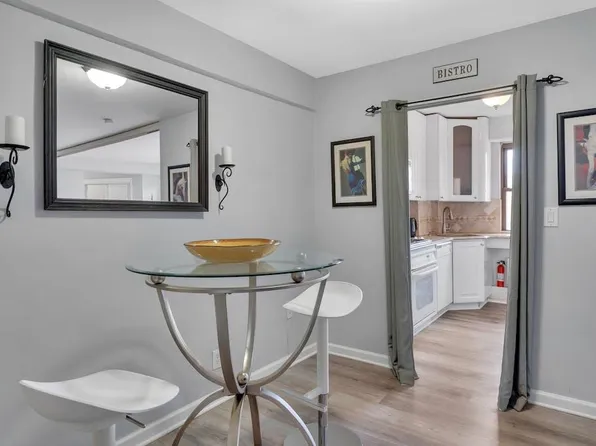 8800 Blvd East image 4 of 17