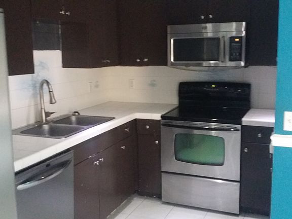 5th image of 1518 N Lawnwood Cir