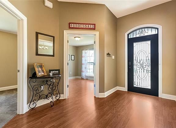 4th image of 202 Union Dr