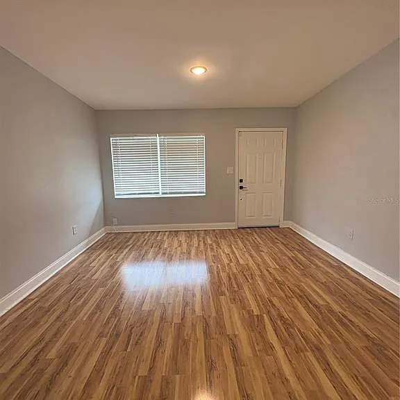 821 S Solandra Dr — Photo 14