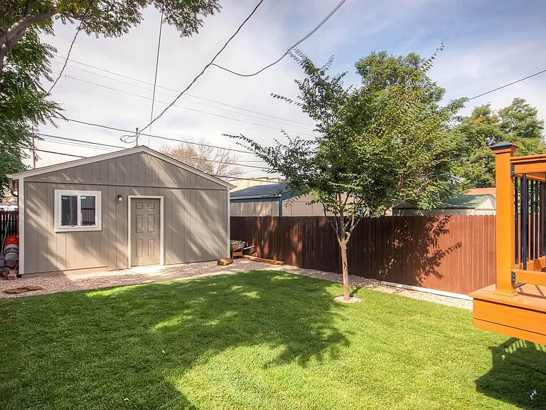 2935 N Marion St — Photo 2