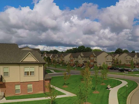 3rd image of 45797 Utica Park Blvd #7192845