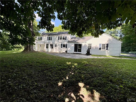 5th image of 5225 Leverett Ln